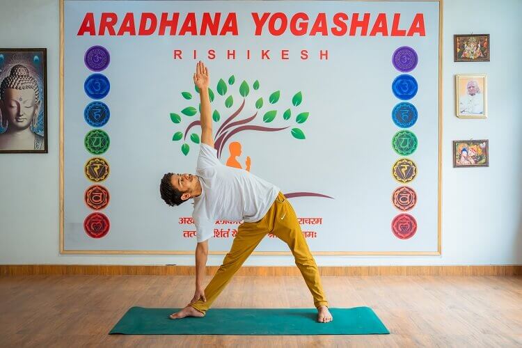 200 Hour Yoga Teacher Training In Rishikesh